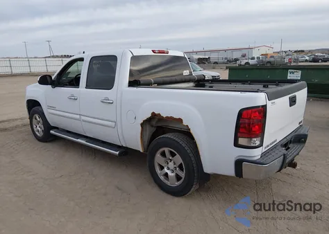 2008 GMC Sierra 1500 Denali z USA, uszkodzony, nr VIN 2GTEK638981317487
